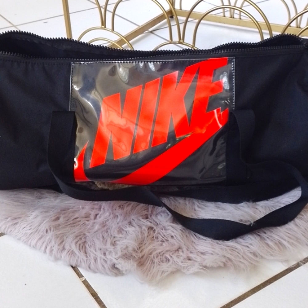 💝💝💝NIKE